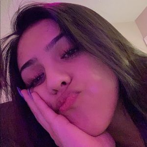 Meet your Posher, Jasmine